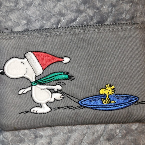 Vera Bradley Accessories - Vera Bradley Peanuts Snoopy Woodstock Gray Lanyard Card Holder Wallet Holiday